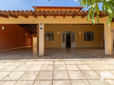 Casa com 4 Quartos à venda, 160m² no Residencial Santos Dumont, Brasília