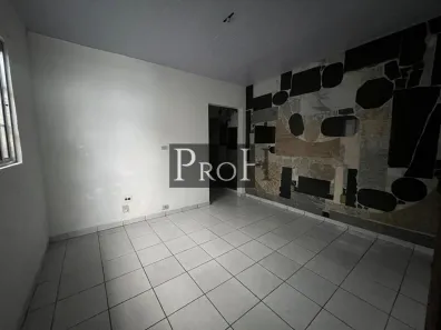Casa com 2 Quartos para alugar, 70m² no Olímpico, São Caetano do Sul