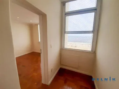 Apartamento com 2 Quartos para alugar, 75m² no Copacabana, Rio de Janeiro