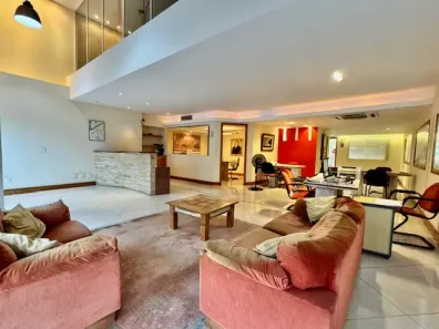 Ponto Comercial com 5 Quartos para venda ou aluguel, 300m² no Recreio dos Bandeirantes, Rio de Janeiro