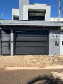 Casa com 4 Quartos para alugar, 240m² no Jardim São Paulo II, Sarandi