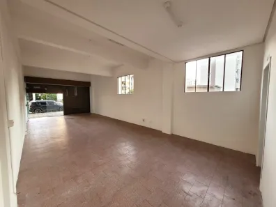 Sala Comercial à venda, 121m² no Jardim América, Caxias do Sul