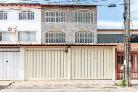 Sobrado com 4 Quartos à venda, 300m² no Areal, Brasília