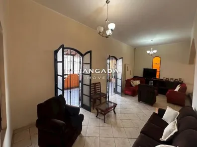 Sobrado com 3 Quartos à venda, 364m² no Vila Dirce, Carapicuíba