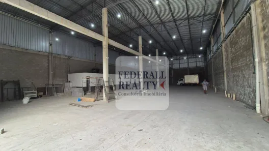 Galpão/Depósito/Armazém para alugar, 800m² no Taquara, Rio de Janeiro