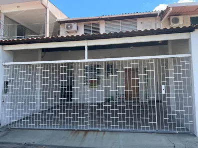 Casa de Condomínio com 3 Quartos para alugar, 100m² no São Jorge, Manaus