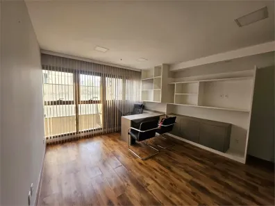Sala Comercial à venda, 25m² no São Domingos, Niterói