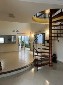 Casa de Condomínio com 3 Quartos para alugar, 330m² no Vila Costa, Taubaté