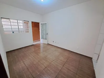 Apartamento com 2 Quartos para alugar, 70m² no Tirol (Barreiro), Belo Horizonte