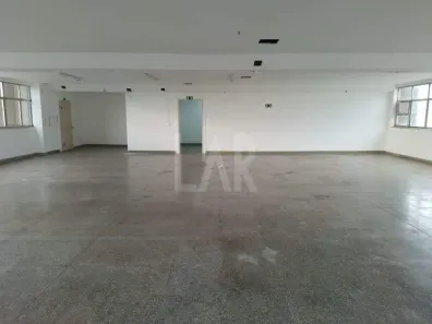 Sala Comercial para alugar, 550m² no Santa Efigênia, Belo Horizonte