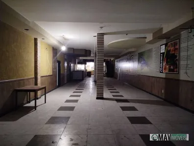 Ponto Comercial para venda ou aluguel, 800m² no Vila Valqueire, Rio de Janeiro