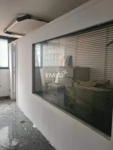 Sala Comercial para alugar, 110m² no Centro, Santos