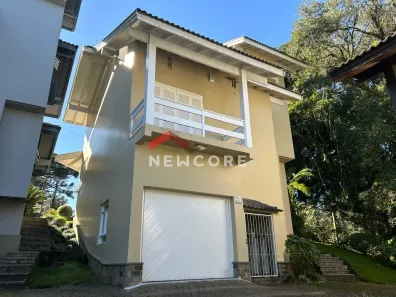Casa de Condomínio com 3 Quartos à venda, 137m² no Planalto, Gramado
