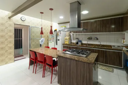 Sobrado com 5 Quartos à venda, 279m² no Coroado, Manaus