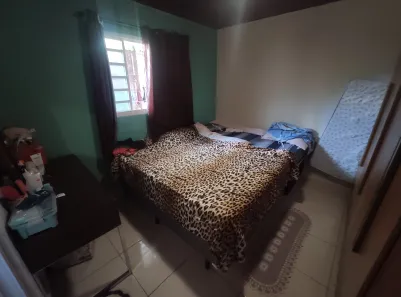 Casa com 5 Quartos à venda, 200m² no Arapoanga, Brasília