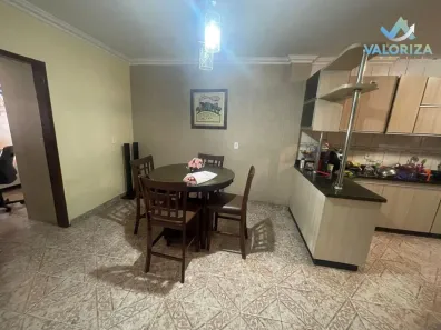 Sobrado com 4 Quartos à venda, 236m² no Ceilândia Sul, Brasília