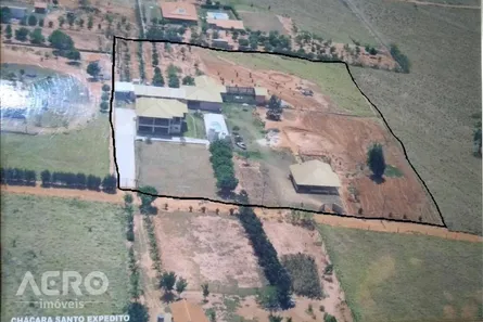 Fazenda/Sítio com 8 Quartos à venda, 1000m² no São Vicente, Iacanga