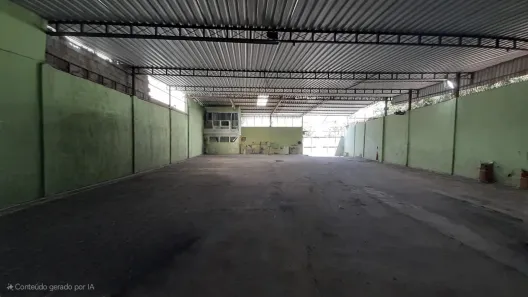 Galpão/Depósito/Armazém para alugar, 600m² no Taquara, Rio de Janeiro