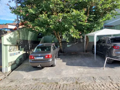 Casa com 2 Quartos para alugar, 65m² no Carangola, Petrópolis