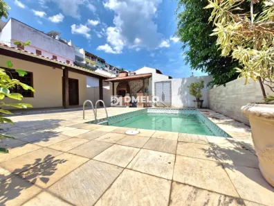 Casa de Condomínio com 3 Quartos para alugar, 200m² no Freguesia (Jacarepaguá), Rio de Janeiro