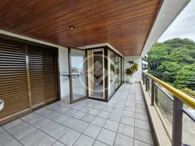 Apartamento com 3 Quartos à venda, 185m² no Morro Sorocotuba, Guarujá