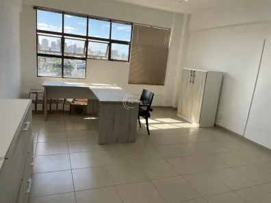 Sala Comercial à venda, 47m² no São Pelegrino, Caxias do Sul