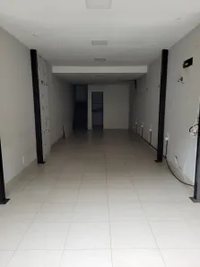 Ponto Comercial para venda ou aluguel, 66m² no Recreio dos Bandeirantes, Rio de Janeiro