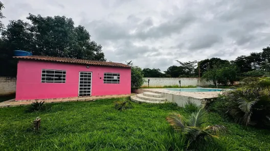 Fazenda/Sítio com 4 Quartos à venda, 6000m² no Parque Marajó, Valparaíso de Goiás