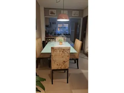 Casa com 2 Quartos à venda, 120m² no Vila Areao, Taubaté