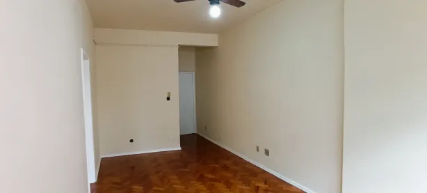 Apartamento com 2 Quartos para alugar, 68m² no Laranjeiras, Rio de Janeiro
