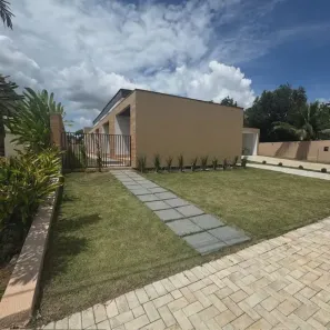 Casa de Condomínio com 4 Quartos à venda, 390m² no Loteamento Residencial Polinésia, Palmas