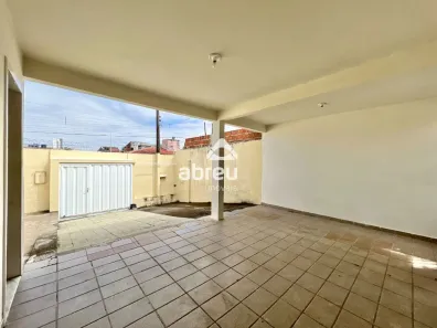 Casa com 3 Quartos para alugar, 215m² no Nossa Senhora de Nazaré, Natal