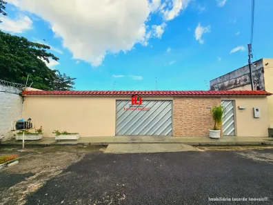 Casa com 3 Quartos à venda, 200m² no Adrianópolis, Manaus