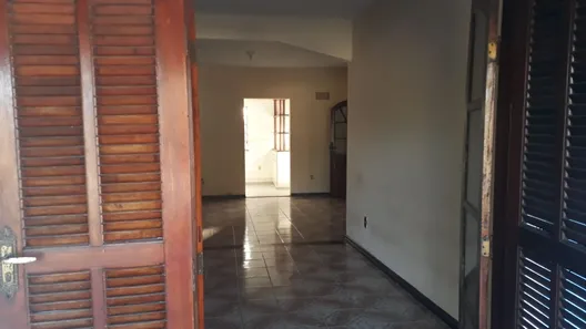 Sobrado com 3 Quartos para alugar, 150m² no Praia do Siqueira, Cabo Frio