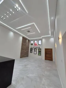 Casa de Condomínio com 3 Quartos para venda ou aluguel, 168m² no Parque São Luís, Taubaté