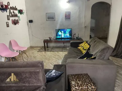 Casa com 3 Quartos à venda, 250m² no Santa Maria, Brasília