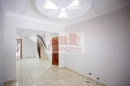 Sobrado com 3 Quartos para alugar, 190m² no Centro, Diadema