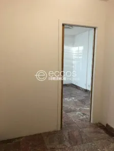 Sala Comercial à venda, 28m² no Santa Lúcia, Belo Horizonte