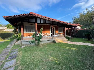 Casa de Condomínio com 4 Quartos para alugar, 265m² no Penedo (Penedo), Itatiaia