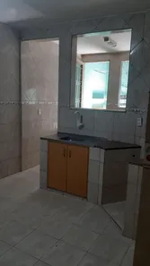 Sobrado com 6 Quartos à venda, 150m² no Gleba A, Camaçari
