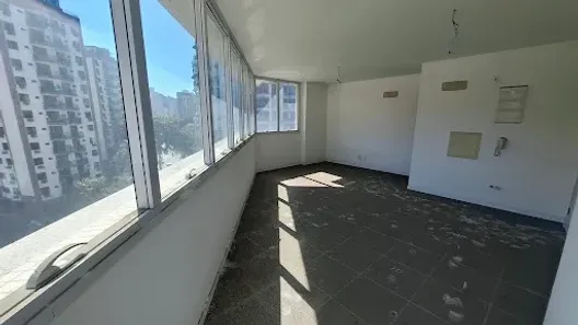 Sala Comercial à venda, 29m² no Santa Rosa, Niterói
