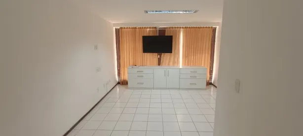 Sala Comercial para alugar, 37m² no Lagoa Nova, Natal