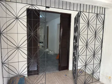 Casa com 3 Quartos à venda, 180m² no Gleba A, Camaçari