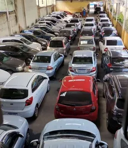 Galpão/Depósito/Armazém para venda ou aluguel, 715m² no Centro, Nova Iguaçu