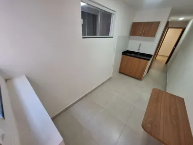 Kitnet com 1 Quarto para alugar, 18m² no Irajá, Rio de Janeiro