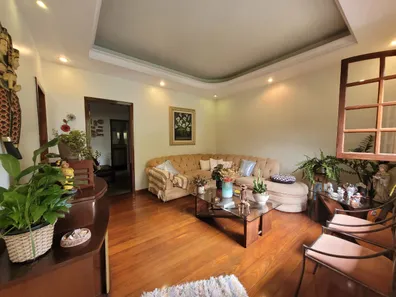 Casa com 4 Quartos à venda, 203m² no Jardim Montanhês, Belo Horizonte