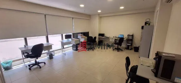 Sala Comercial à venda, 52m² no São Domingos, Niterói