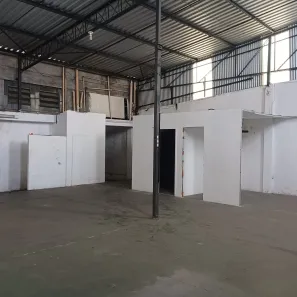 Galpão/Depósito/Armazém com 1 Quarto para alugar, 180m² no Anil, Rio de Janeiro