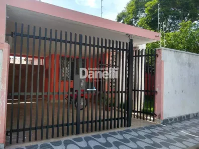 Casa com 3 Quartos à venda, 122m² no Jardim Califórnia, Taubaté