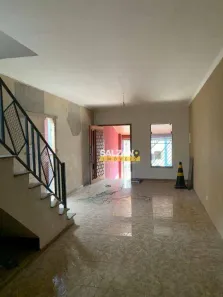 Sobrado com 2 Quartos para venda ou aluguel, 260m² no Parque São Luís, Taubaté